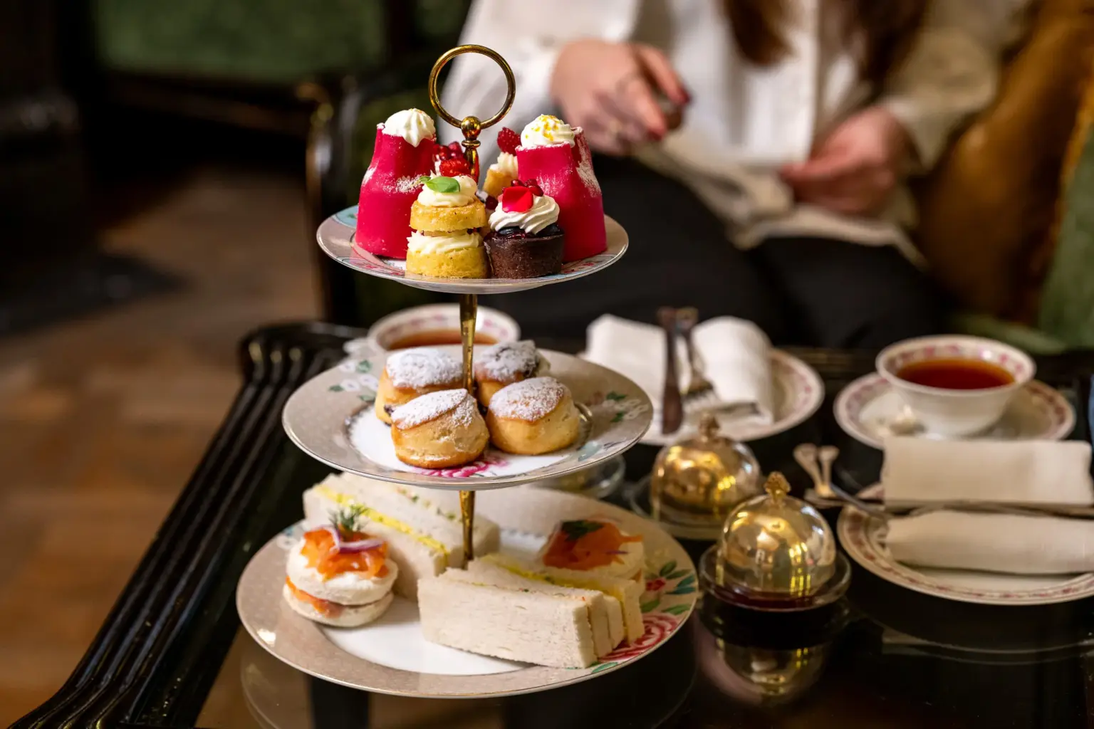 the afternoon tea at Hotel de Castillion